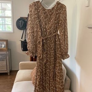 Brown long sleeve dress